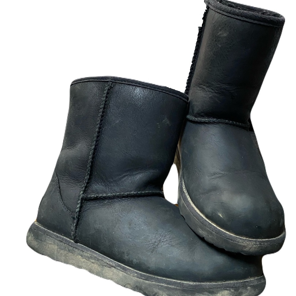 UGG Black Classic Short Boots